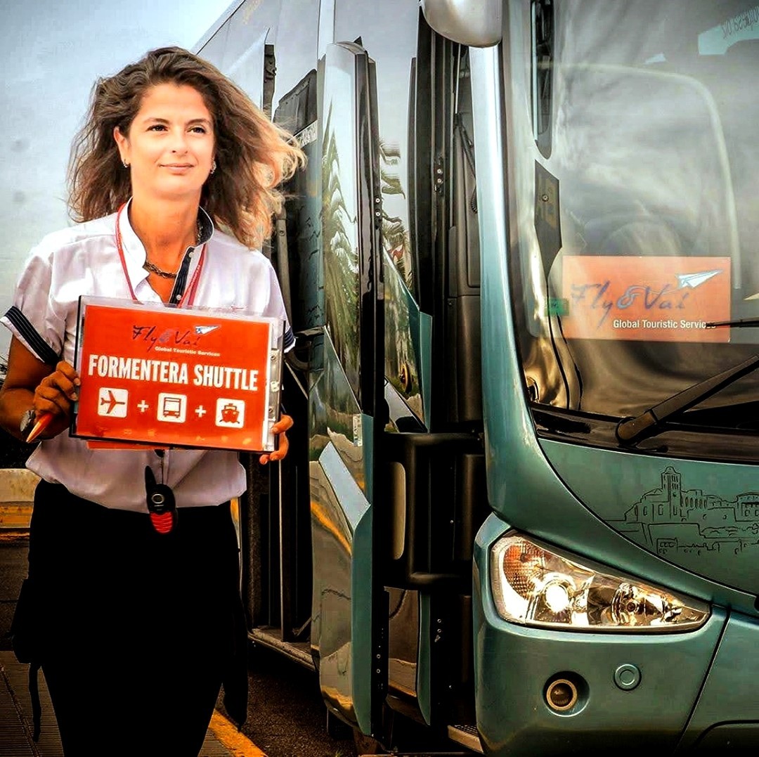 9 REASONS (AND MORE...) TO CHOOSE OUR BUS-TRANSFERS